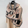 Poncho bufanda estampado ecuestre