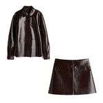 Chaqueta Corta de Cuero con Solapa